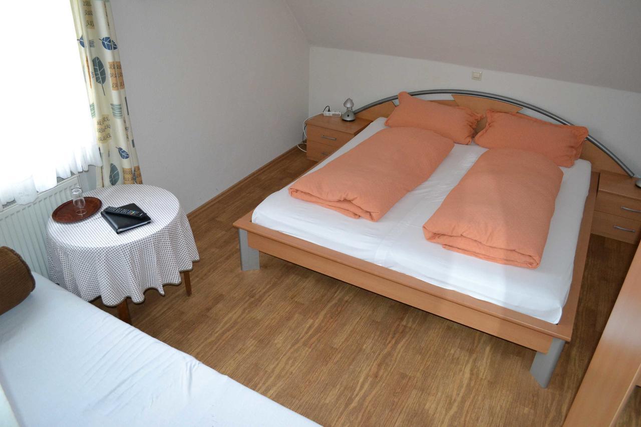 Gaestehaus Tagescafe Eckenfels Ohlsbach Dış mekan fotoğraf