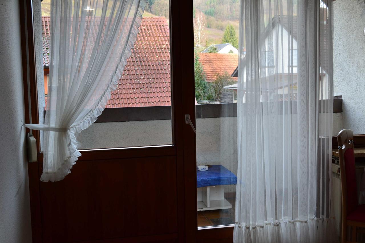 Gaestehaus Tagescafe Eckenfels Ohlsbach Dış mekan fotoğraf