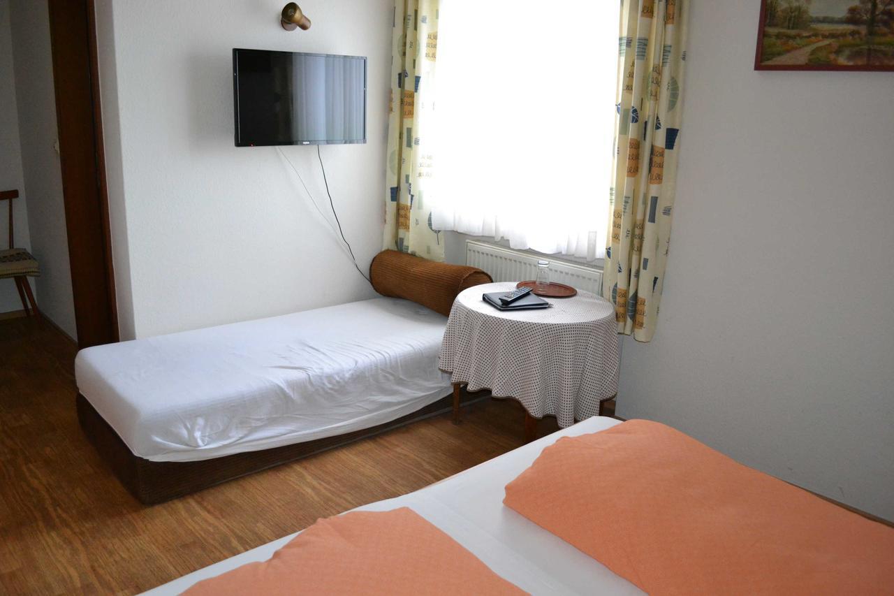 Gaestehaus Tagescafe Eckenfels Ohlsbach Dış mekan fotoğraf